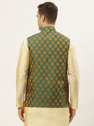 Jompers Men's Green Self-Designed Waistcoat